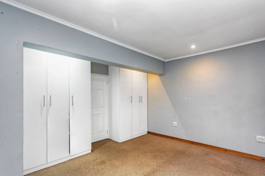 3 Bedroom Property for Sale in Lonehill Gauteng