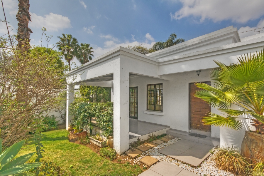 3 Bedroom Property for Sale in Lonehill Gauteng