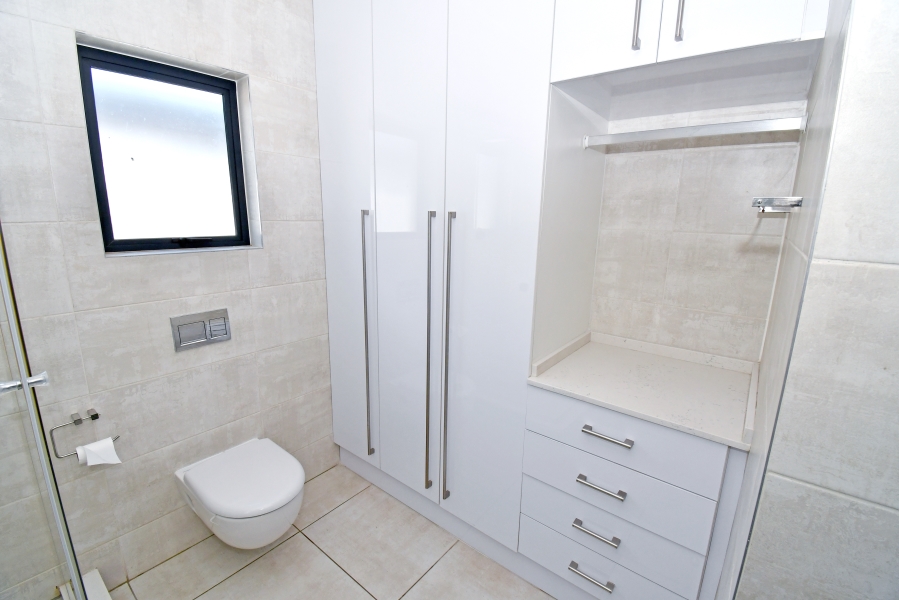 2 Bedroom Property for Sale in The Polofields Gauteng
