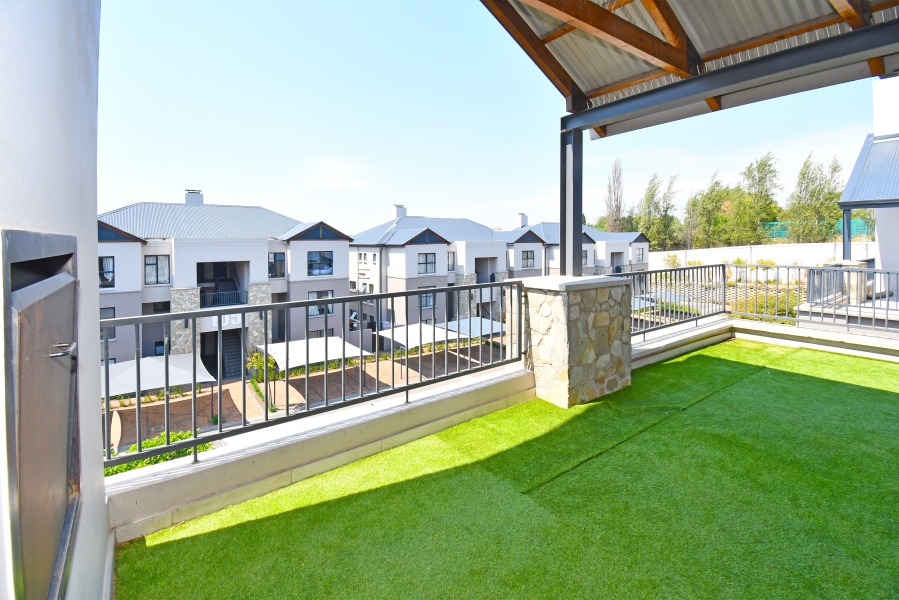 2 Bedroom Property for Sale in The Polofields Gauteng