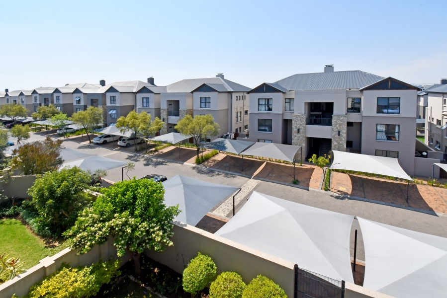 2 Bedroom Property for Sale in The Polofields Gauteng