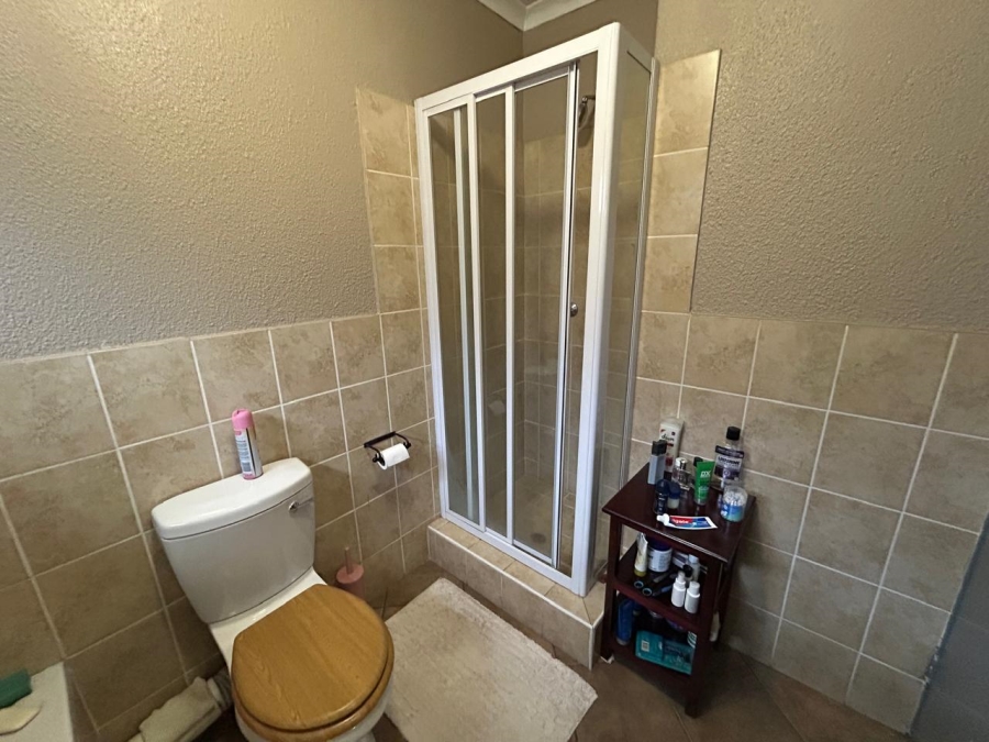 3 Bedroom Property for Sale in Halfway Gardens Gauteng