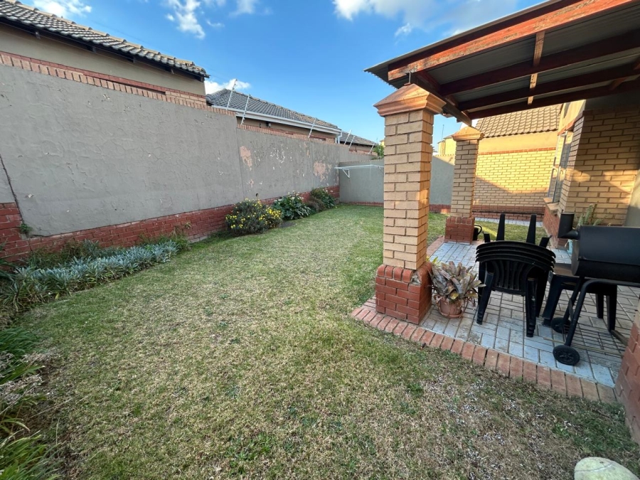 3 Bedroom Property for Sale in Halfway Gardens Gauteng