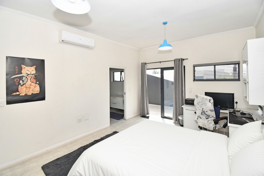 4 Bedroom Property for Sale in Waterfall Country Village Gauteng