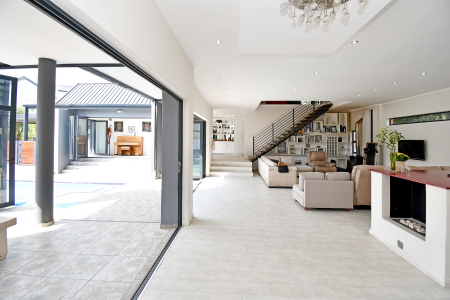 4 Bedroom Property for Sale in Waterfall Country Village Gauteng