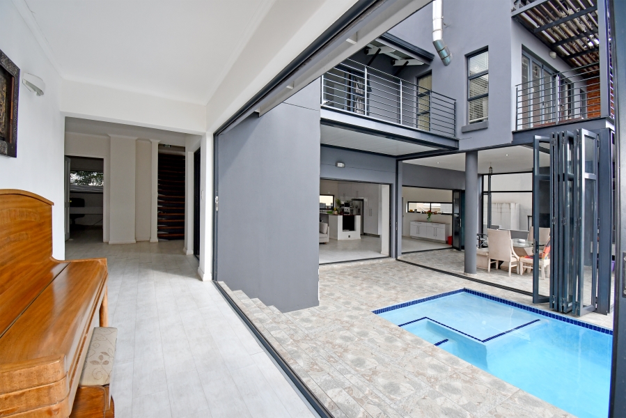 4 Bedroom Property for Sale in Waterfall Country Village Gauteng