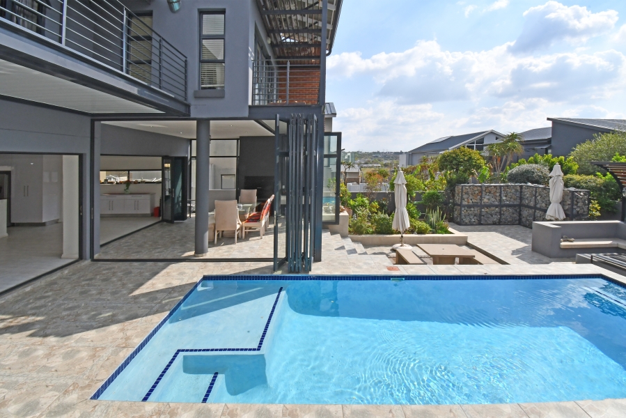 4 Bedroom Property for Sale in Waterfall Country Village Gauteng