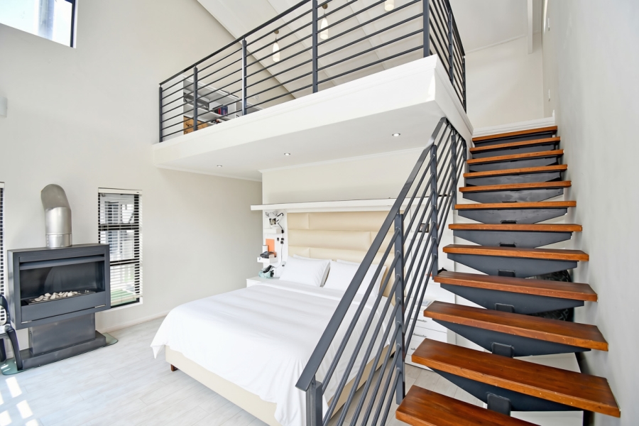 4 Bedroom Property for Sale in Waterfall Country Village Gauteng