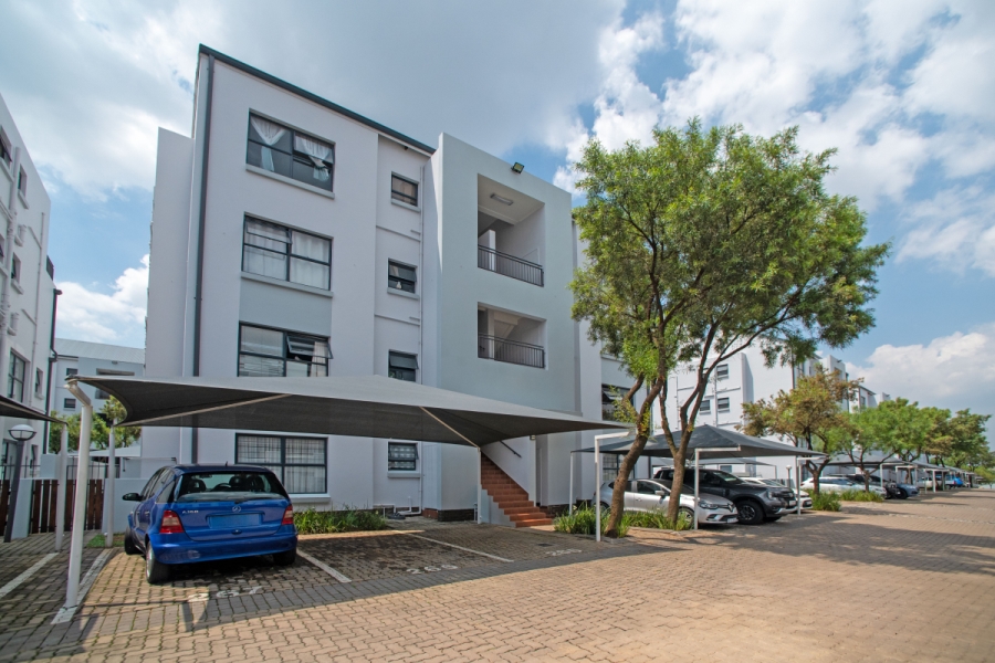 2 Bedroom Property for Sale in Greenstone Hill Gauteng