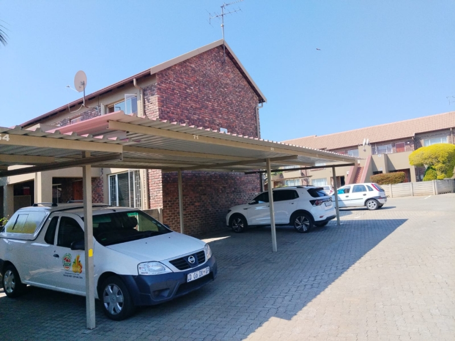 2 Bedroom Property for Sale in Eden Glen Gauteng