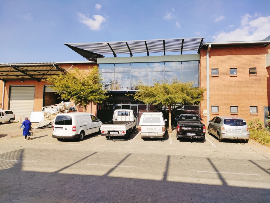To Let Commercial Property for Rent in North Riding Gauteng