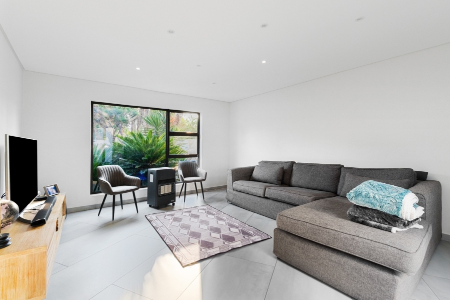 3 Bedroom Property for Sale in Beverley Gauteng