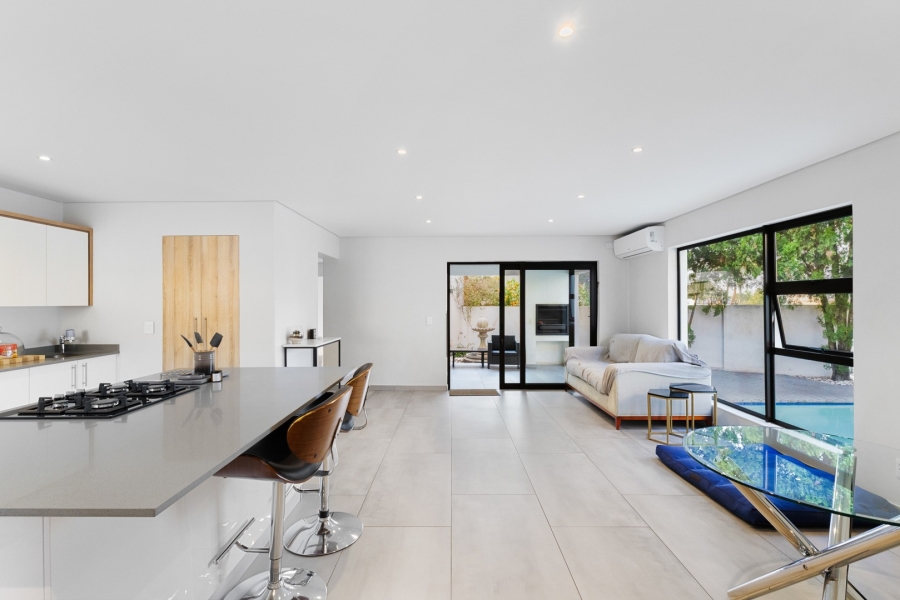 3 Bedroom Property for Sale in Beverley Gauteng