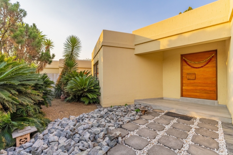 3 Bedroom Property for Sale in Beverley Gauteng