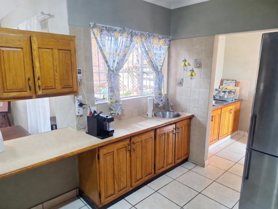 To Let 4 Bedroom Property for Rent in Moreleta Park Gauteng
