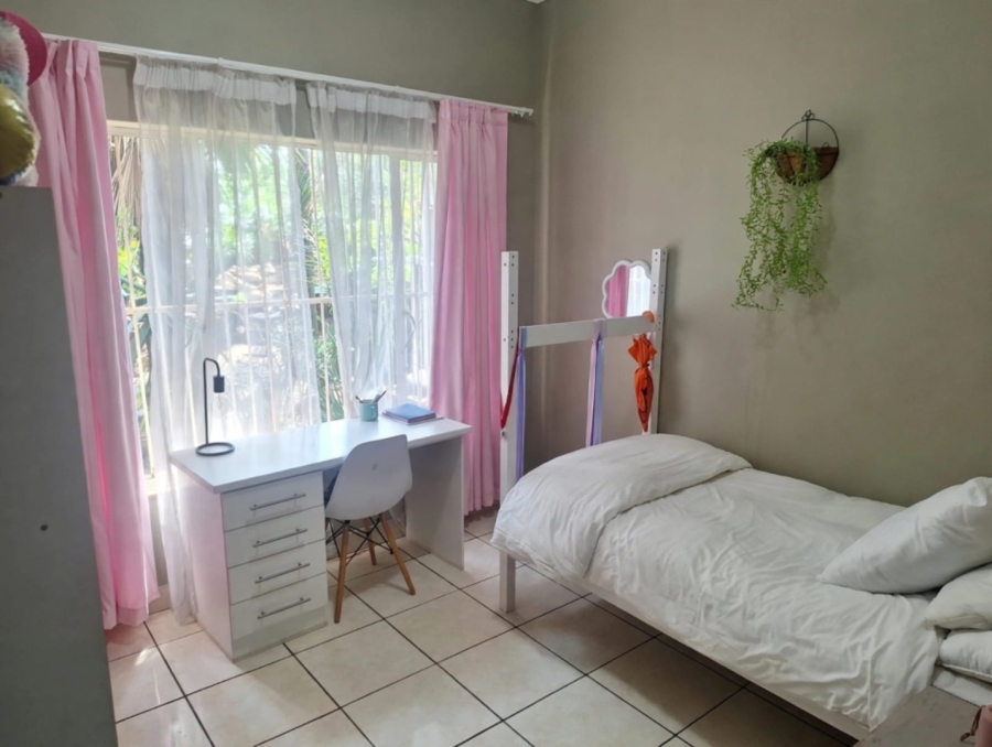 To Let 4 Bedroom Property for Rent in Moreleta Park Gauteng