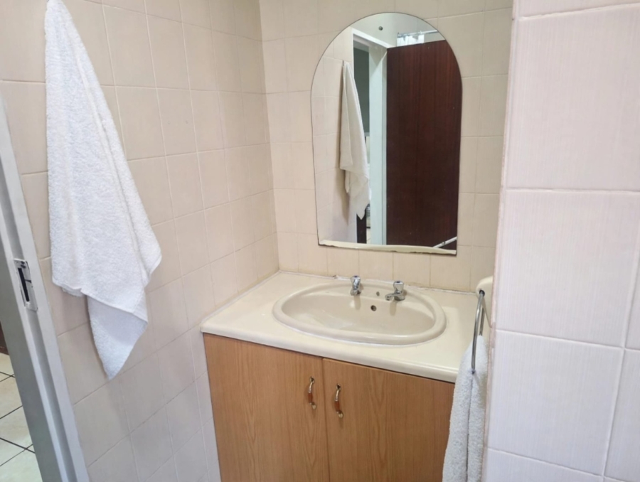 To Let 4 Bedroom Property for Rent in Moreleta Park Gauteng
