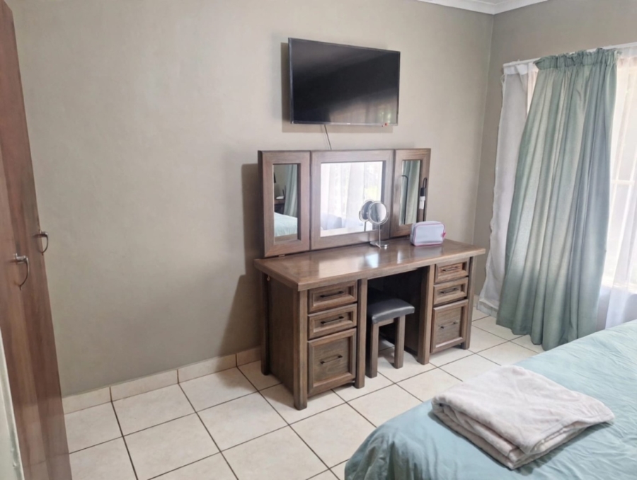 To Let 4 Bedroom Property for Rent in Moreleta Park Gauteng