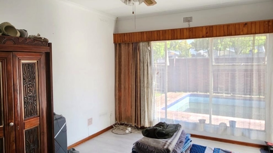 4 Bedroom Property for Sale in Mulbarton Gauteng