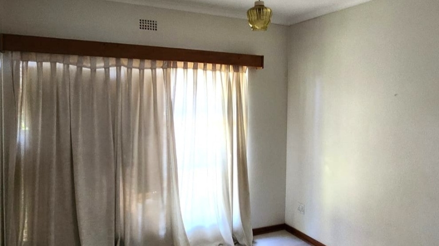 4 Bedroom Property for Sale in Mulbarton Gauteng