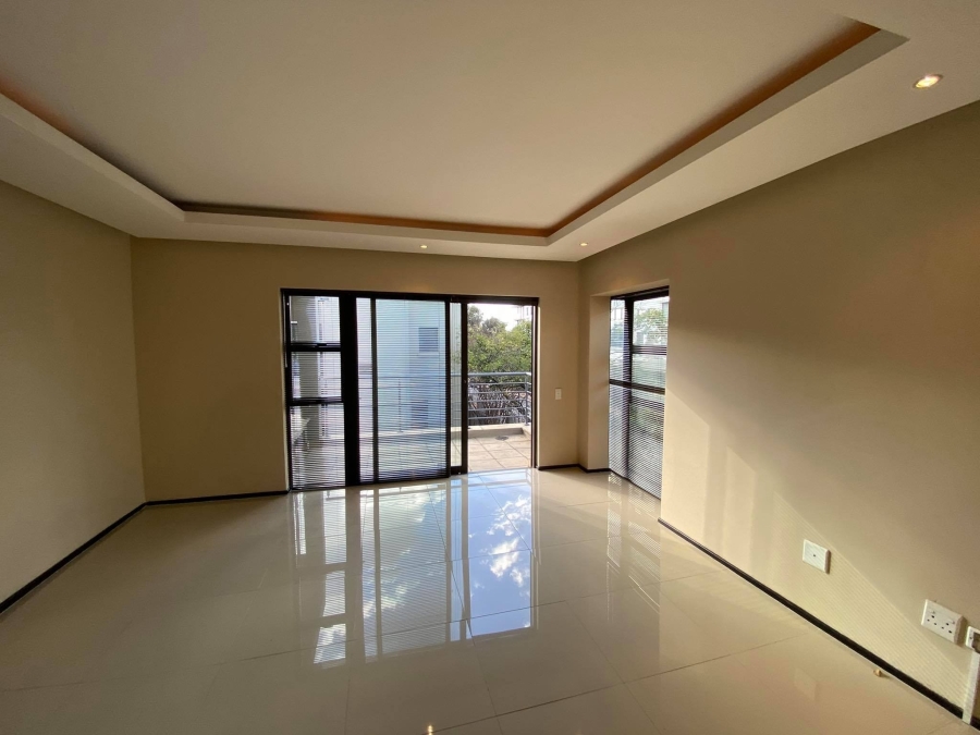 To Let 2 Bedroom Property for Rent in Illovo Gauteng