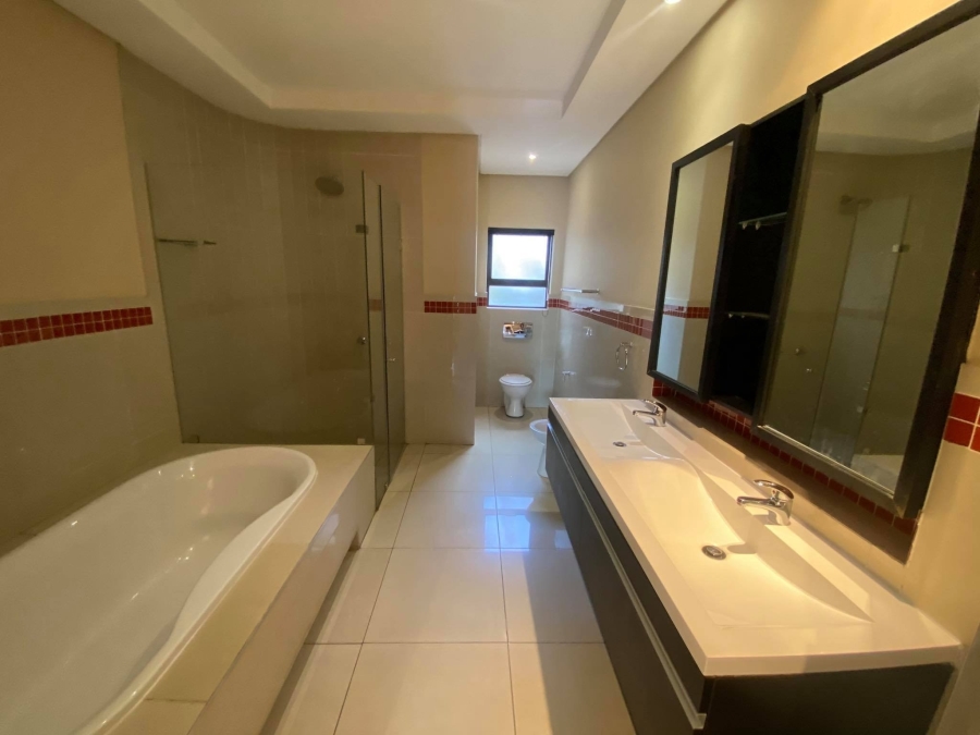 To Let 2 Bedroom Property for Rent in Illovo Gauteng