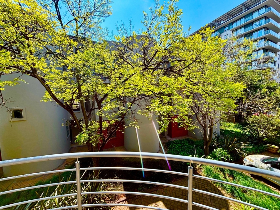 To Let 2 Bedroom Property for Rent in Illovo Gauteng