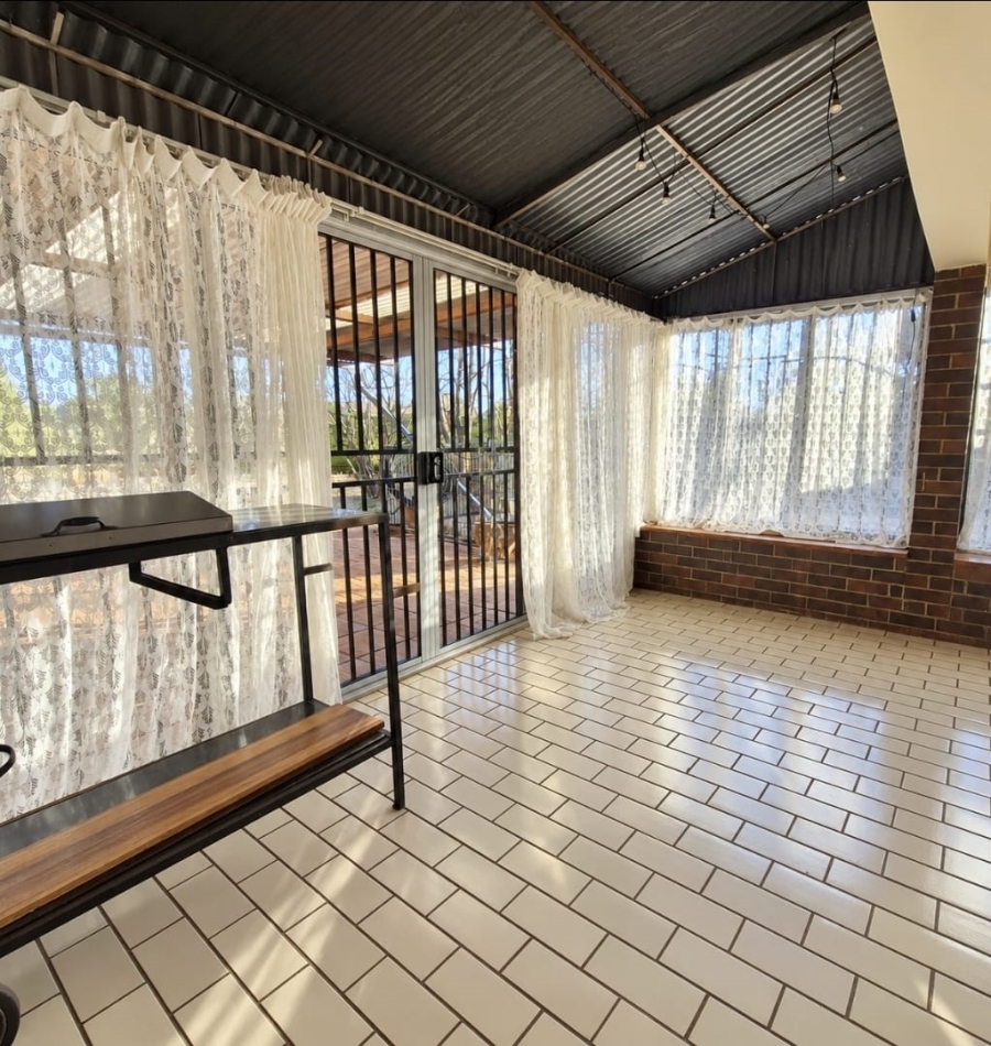 3 Bedroom Property for Sale in Westonaria Gauteng