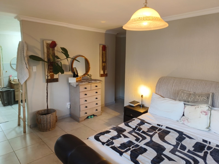 4 Bedroom Property for Sale in Silver Lakes Gauteng