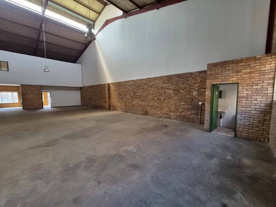 To Let Commercial Property for Rent in Hennopspark Gauteng