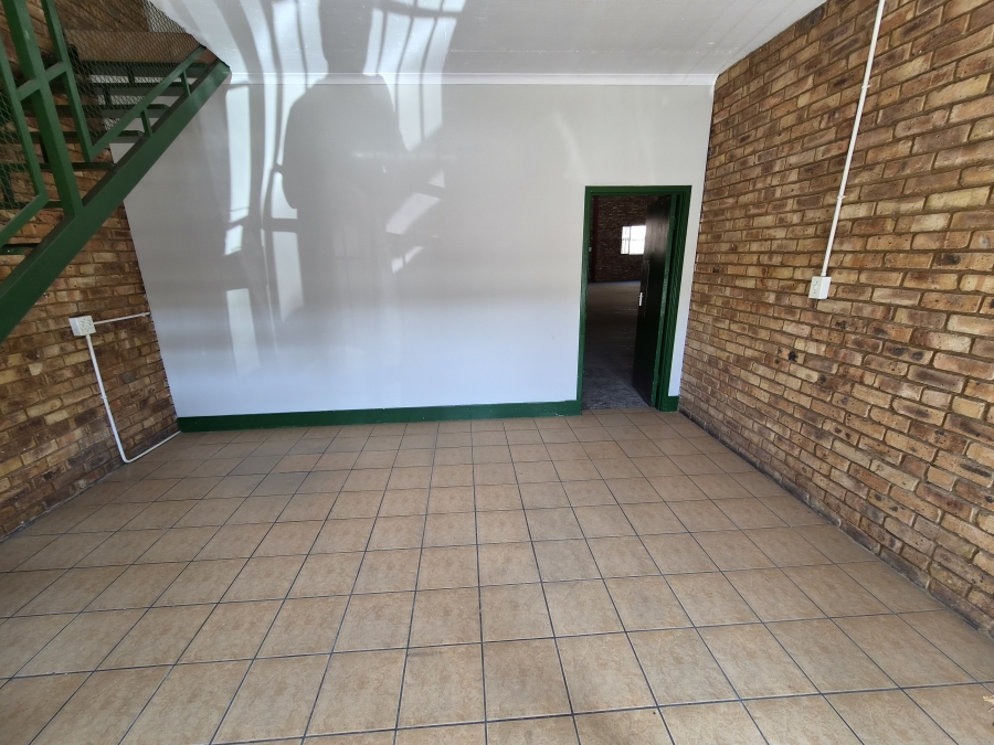 To Let Commercial Property for Rent in Hennopspark Gauteng