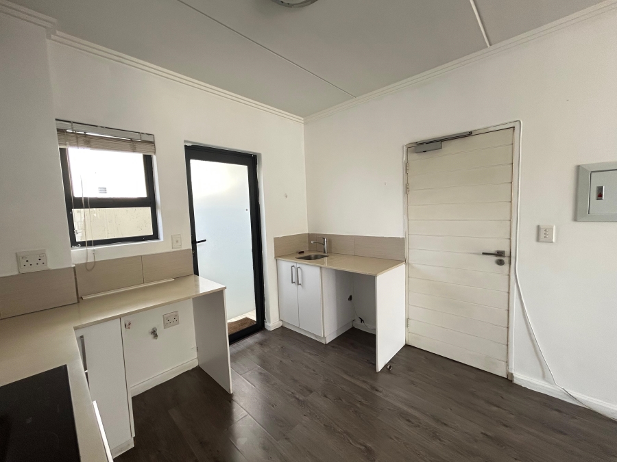 To Let 2 Bedroom Property for Rent in Rivonia Gauteng