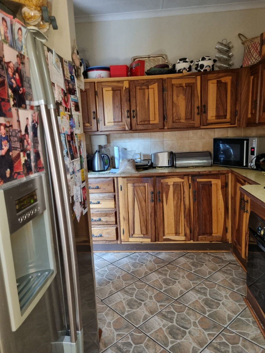 3 Bedroom Property for Sale in The Orchards Gauteng