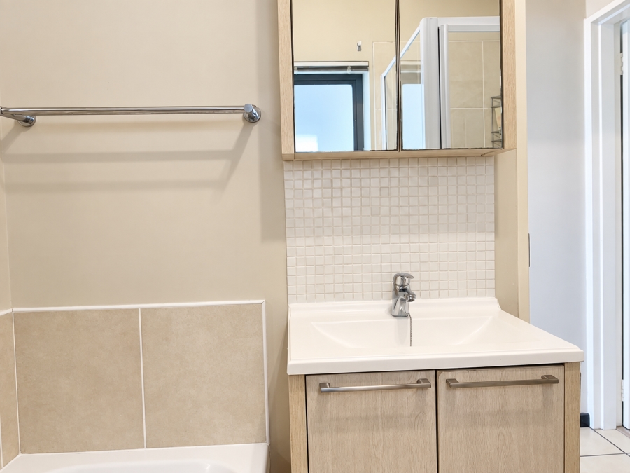 To Let 2 Bedroom Property for Rent in Bryanston Gauteng