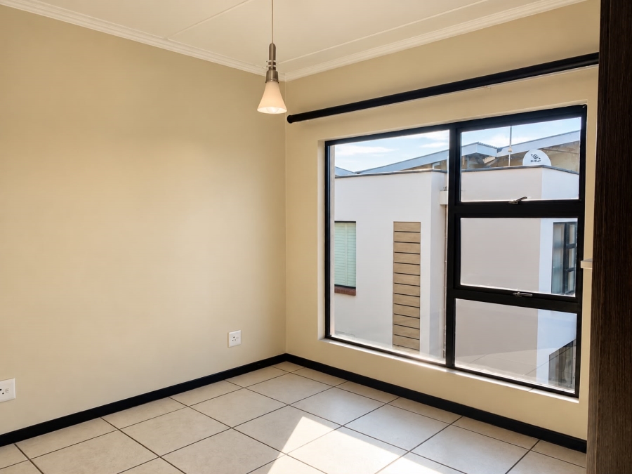 2 Bedroom Property for Sale in Douglasdale Gauteng