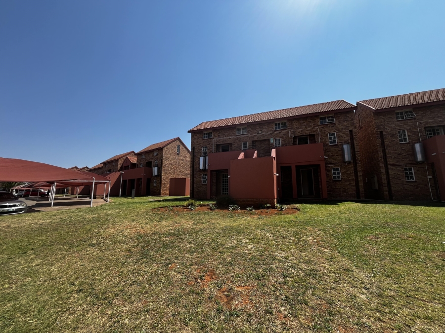 1 Bedroom Property for Sale in Philip Nel Park Gauteng