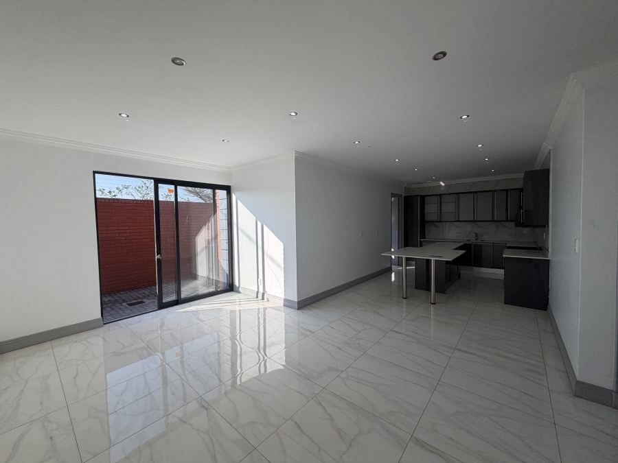 To Let 3 Bedroom Property for Rent in Erasmia Gauteng