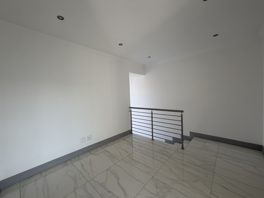 To Let 3 Bedroom Property for Rent in Erasmia Gauteng