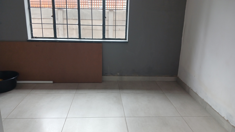 3 Bedroom Property for Sale in Clayville East Gauteng