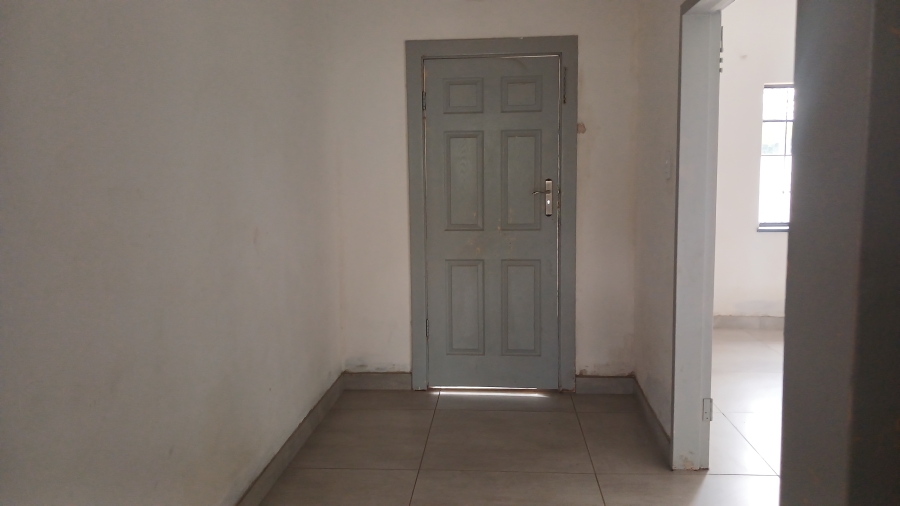 3 Bedroom Property for Sale in Clayville East Gauteng
