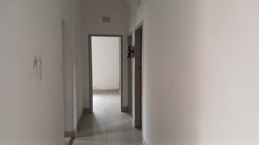 3 Bedroom Property for Sale in Clayville East Gauteng
