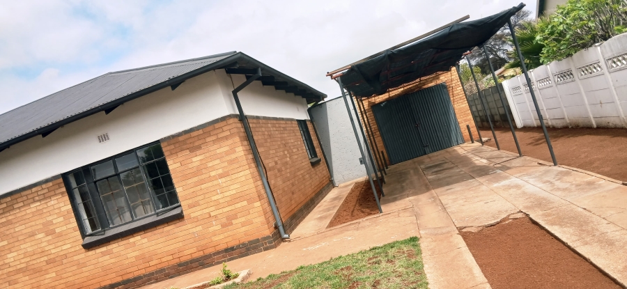 3 Bedroom Property for Sale in Clayville East Gauteng