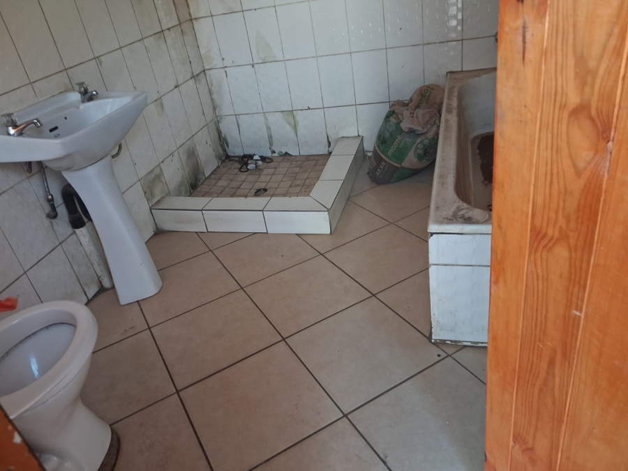 2 Bedroom Property for Sale in Tembisa Central Gauteng