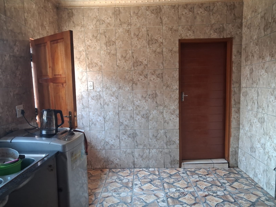 2 Bedroom Property for Sale in Tembisa Central Gauteng