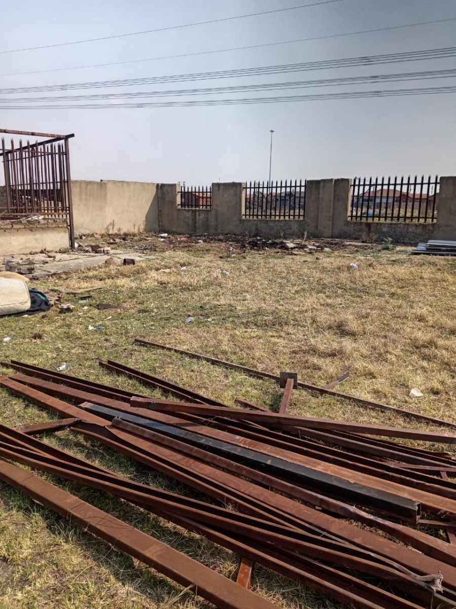 Commercial Property for Sale in Dickinsonville Gauteng