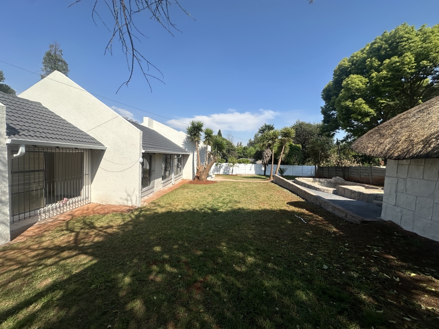 To Let 3 Bedroom Property for Rent in Roodekrans Gauteng