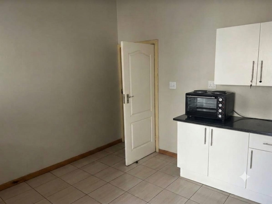 To Let 2 Bedroom Property for Rent in Riviera Gauteng