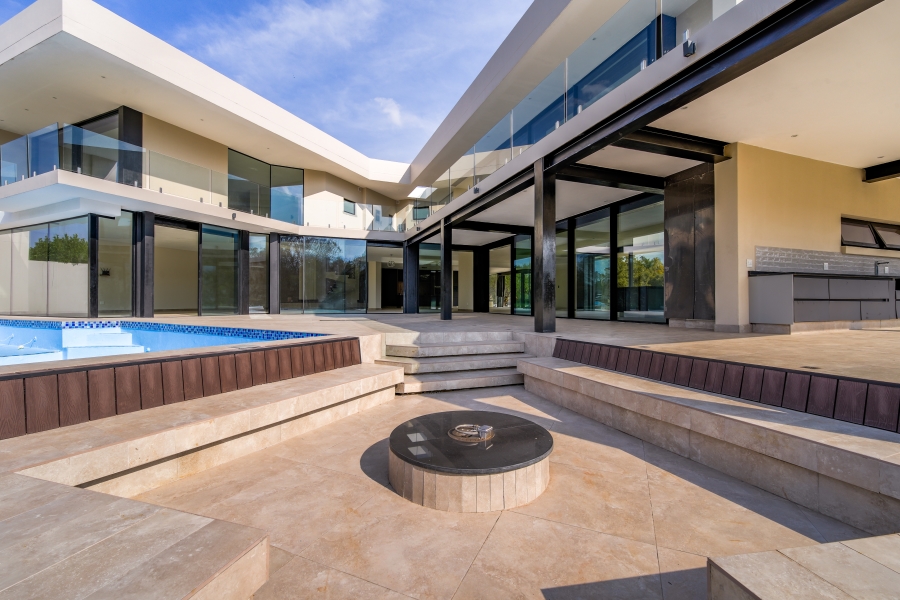 7 Bedroom Property for Sale in Woodhill Estate Gauteng
