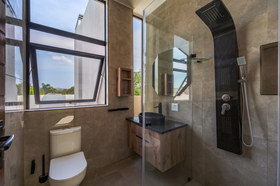 7 Bedroom Property for Sale in Woodhill Estate Gauteng