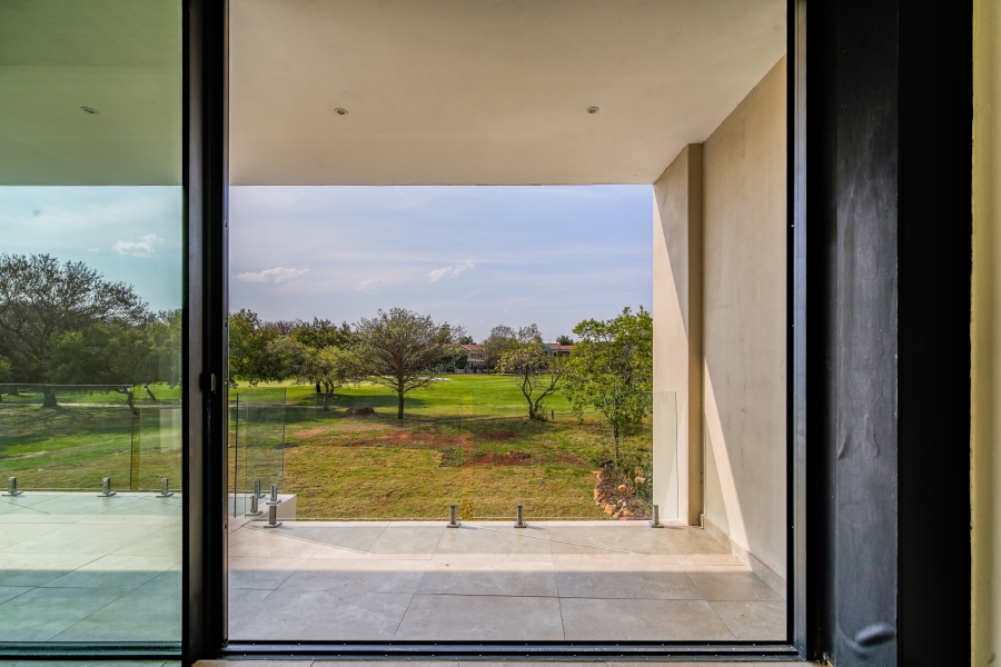 7 Bedroom Property for Sale in Woodhill Estate Gauteng